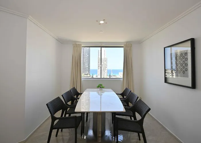 Apartmento com 3 dormitórios