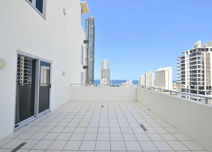 Apartmento com 3 dormitórios